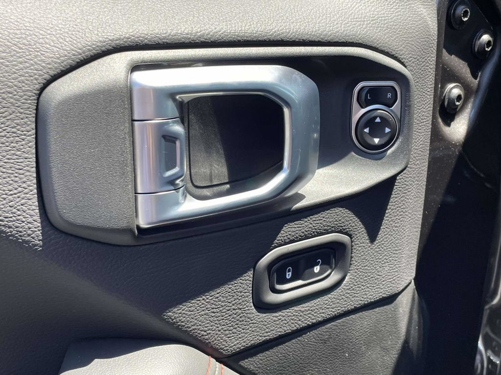 New 2026 Jeep Gladiator Rubicon AWD/4WD image 25
