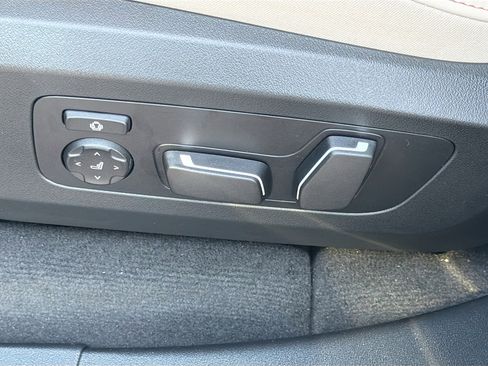 New 2026 BMW X3 xDrive30 w/ Premium Package image 24