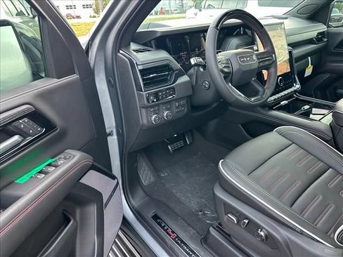 New 2026 GMC Yukon AT4 Ultimate AWD/4WD image 20