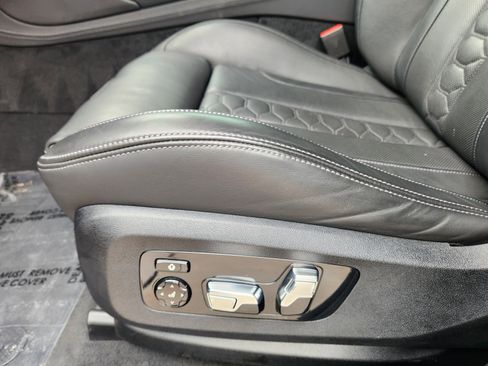 Used 2022 BMW X6 M Base w/ Competition Package image 24