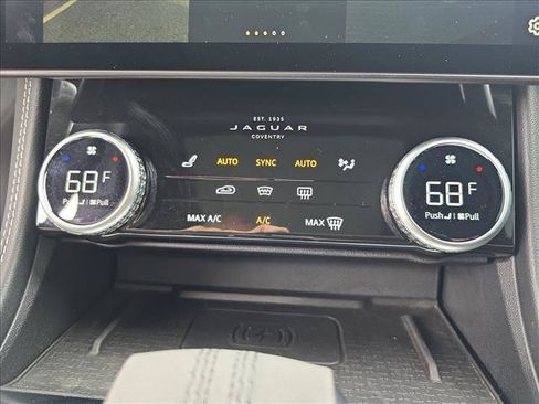 Used 2024 Jaguar F-PACE R-Dynamic S AWD/4WD image 22