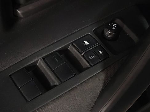 Used 2023 Toyota Corolla LE FWD image 27