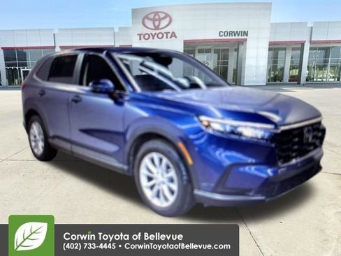 Used 2025 Honda CR-V EX image 1