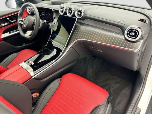 Certified 2025 Mercedes-Benz GLC 300 image 16