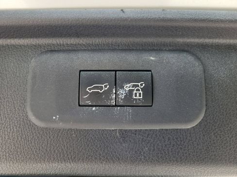 Used 2024 Toyota Grand Highlander AWD Hybrid image 9