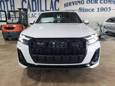New 2026 Audi Q7 2.0T Premium AWD/4WD image 9