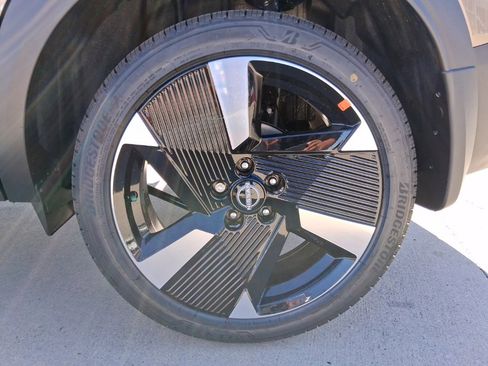 New 2026 Nissan Kicks SR image 27