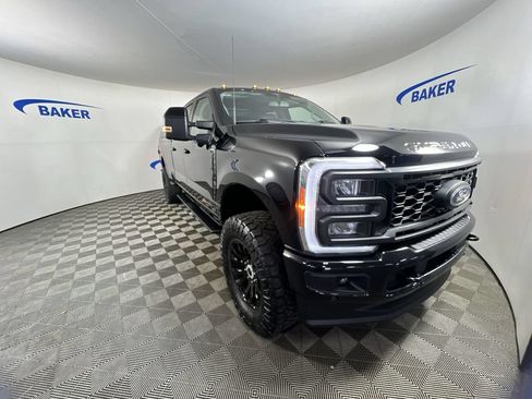 Used 2023 Ford F350 Lariat w/ Lariat Ultimate Package AWD/4WD image 2