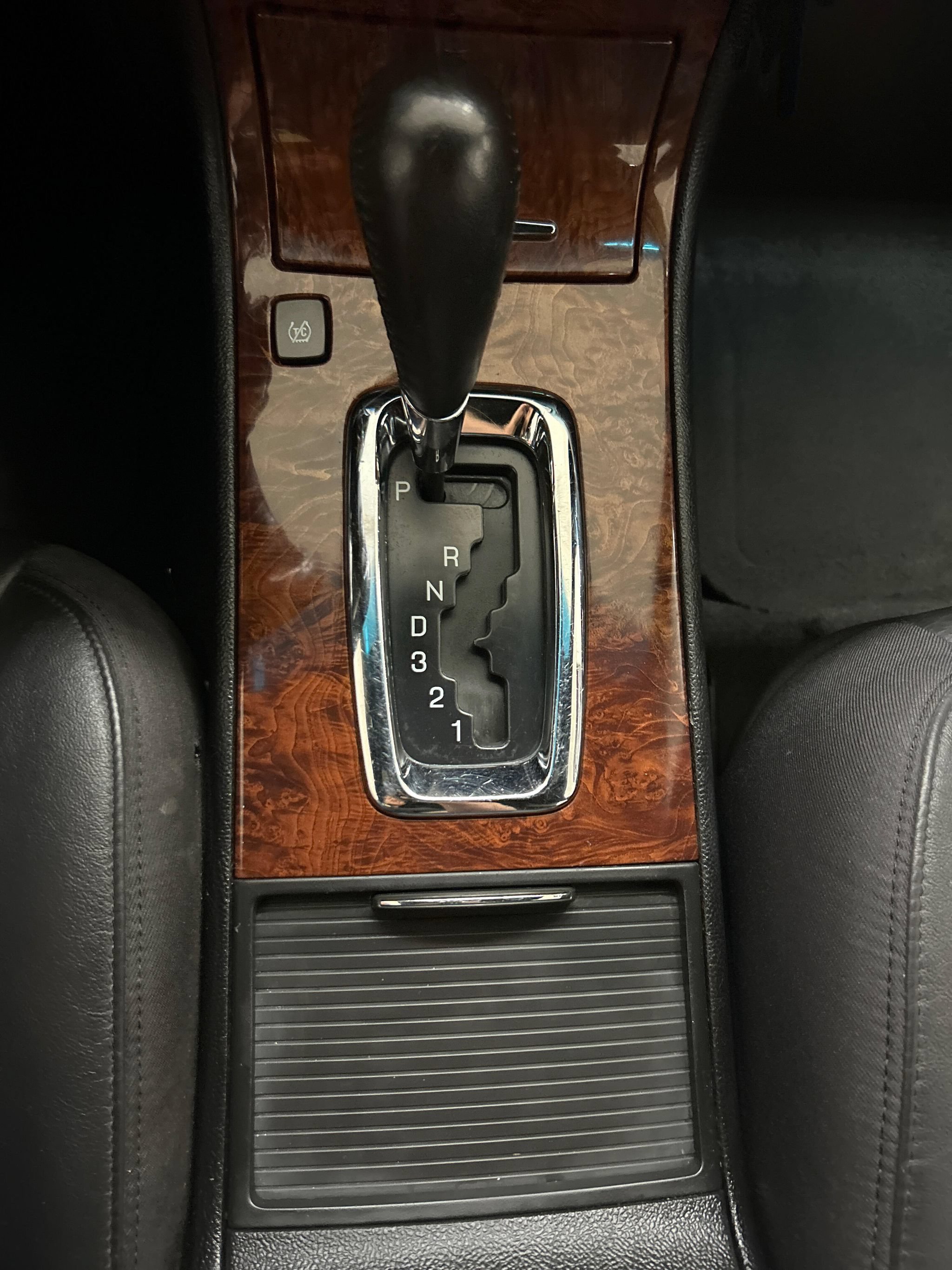 Used 2007 Cadillac DTS FWD image 14