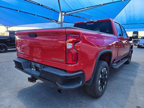 Used 2020 Chevrolet Silverado 2500 Custom w/ Custom Value Package AWD/4WD image 4
