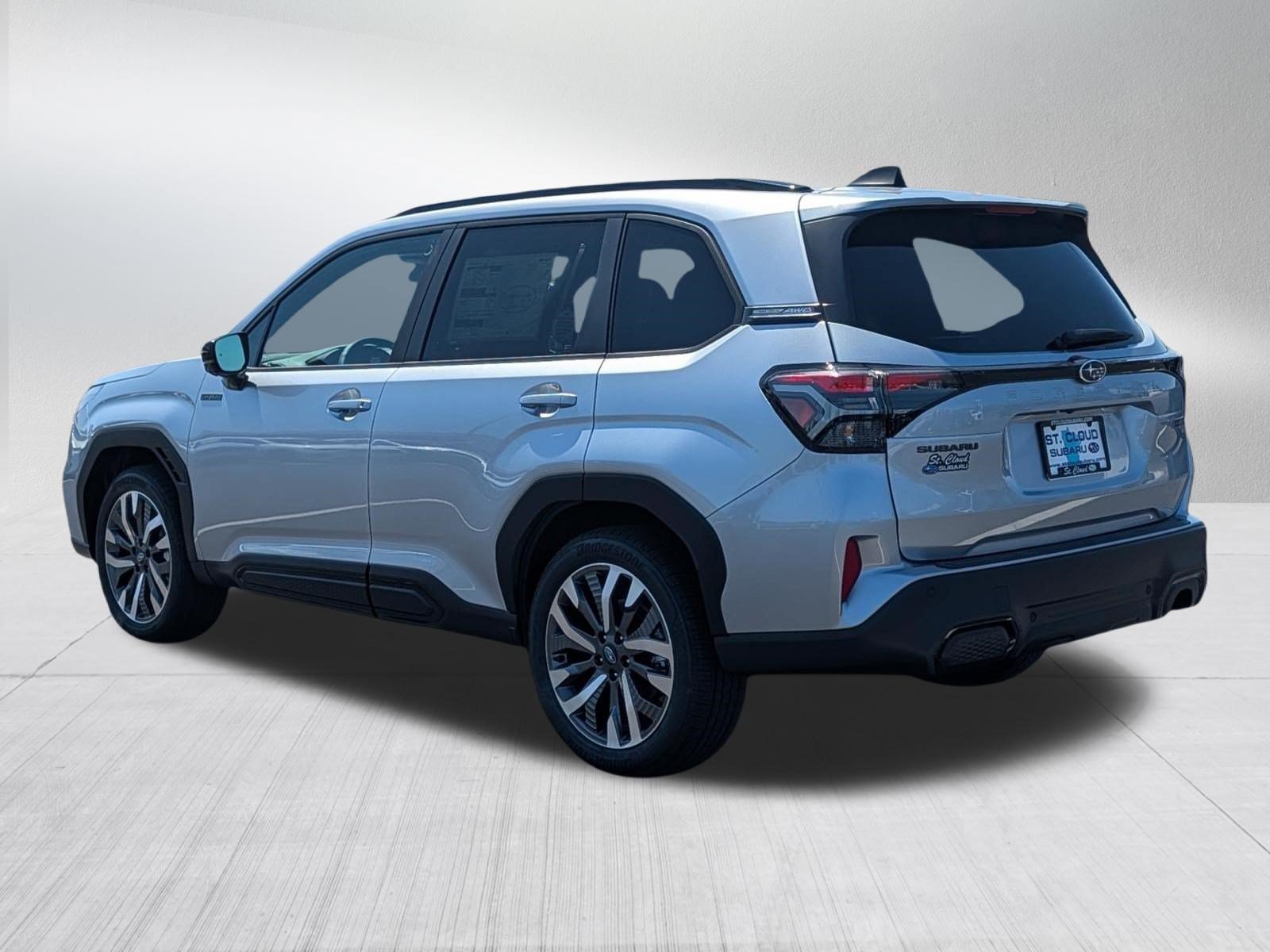 New 2026 Subaru Forester Touring AWD/4WD image 3