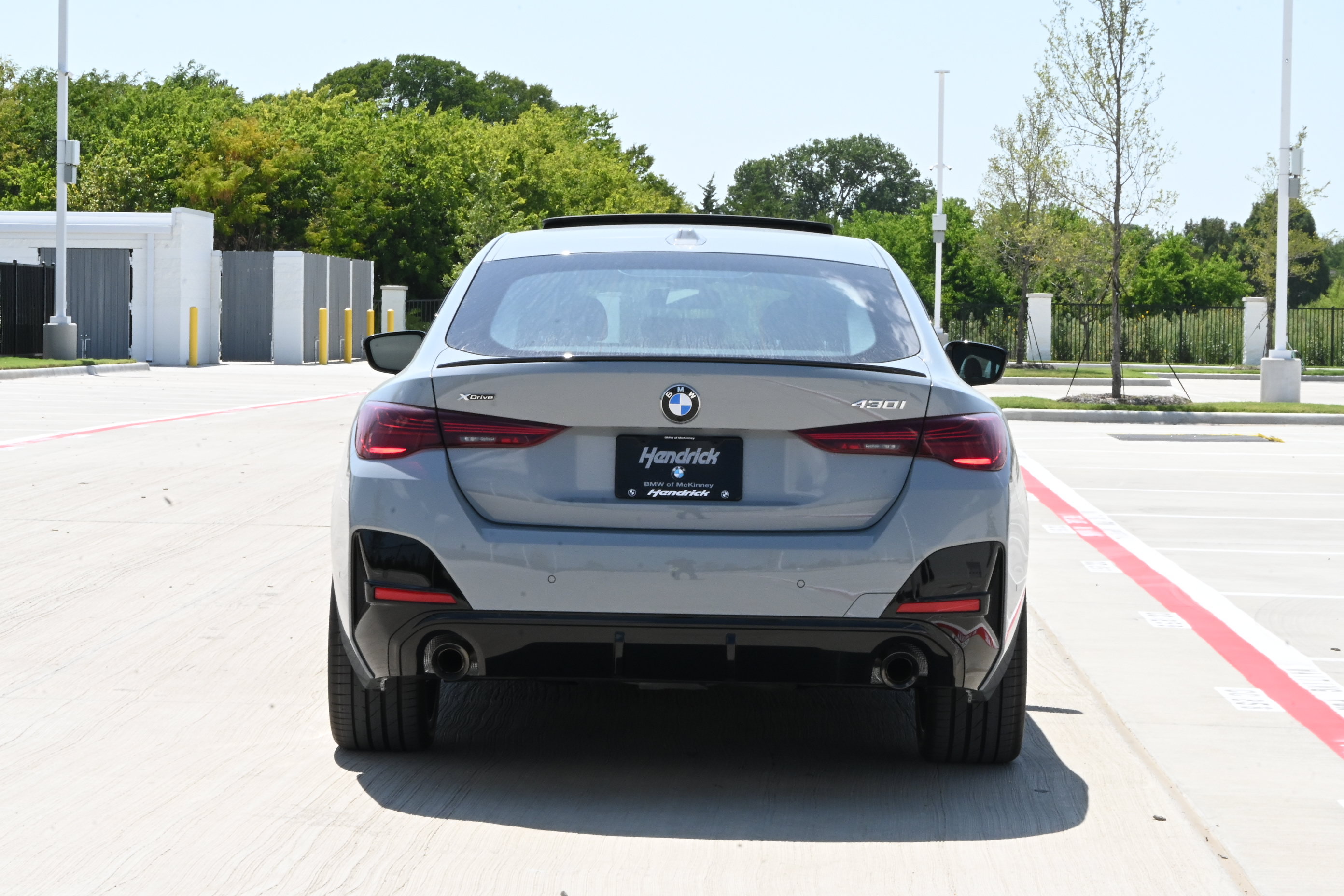 New 2026 BMW 430i xDrive w/ M Sport Package AWD/4WD image 7