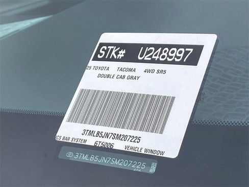 Certified 2025 Toyota Tacoma SR5 image 35