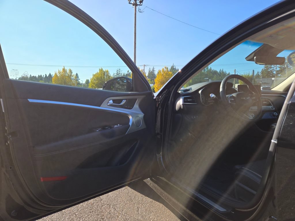 Used 2026 Genesis G70 2.5T Prestige AWD/4WD image 19