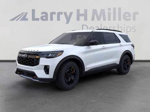 New 2026 Ford Explorer Tremor AWD/4WD image 1