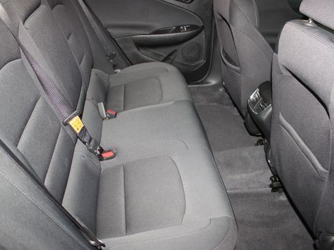 Used 2018 Chevrolet Malibu LT image 28