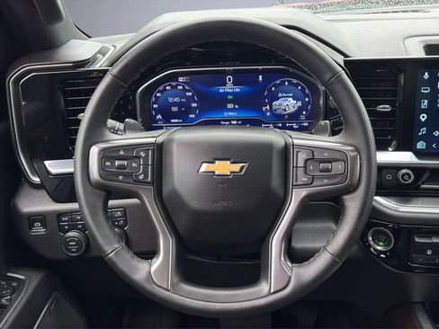 Certified 2025 Chevrolet Silverado 1500 High Country w/ High Country Premium Package AWD/4WD image 15