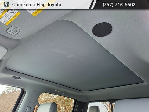 Used 2026 Ford F150 Lariat w/ Equipment Group 502A High image 10