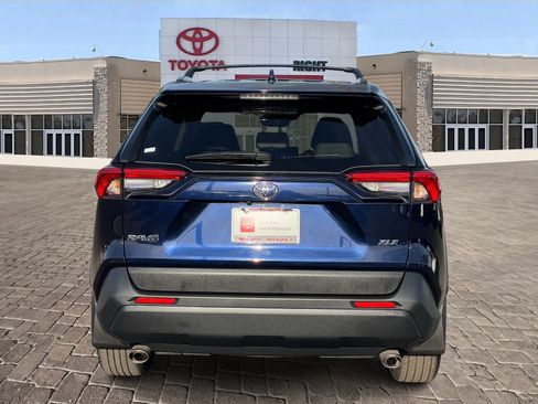 Certified 2025 Toyota RAV4 XLE Premium image 7