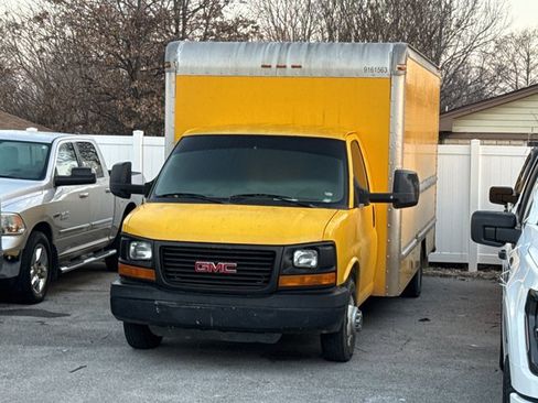 Used 2012 GMC Savana 3500 image 3