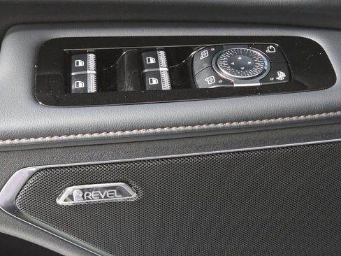 New 2026 Lincoln Nautilus Premier w/ Equipment Group 102A image 22