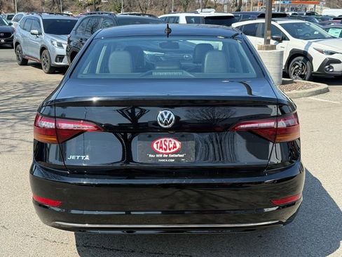 Used 2019 Volkswagen Jetta SE FWD image 9