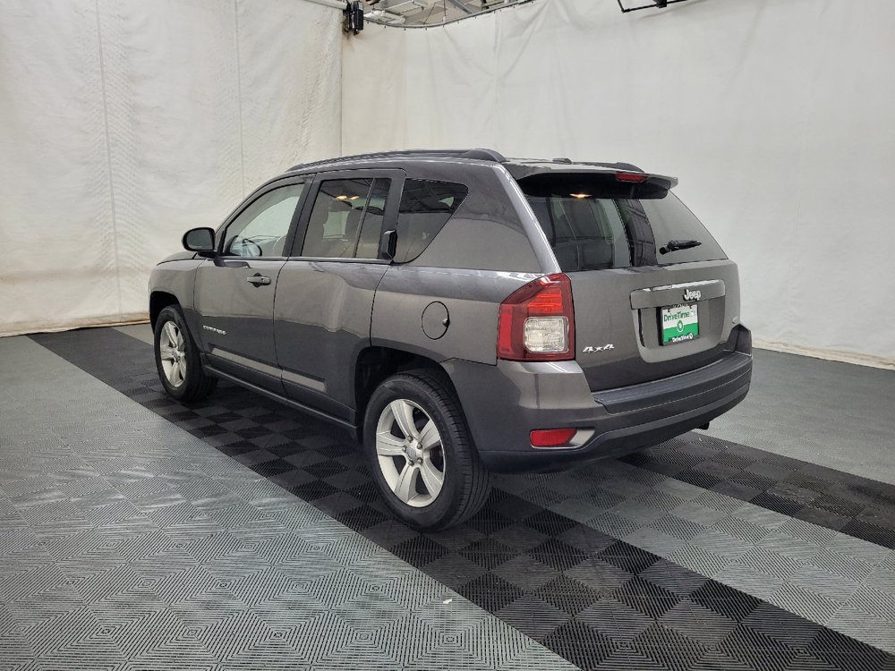 Used 2015 Jeep Compass Latitude AWD/4WD image 5