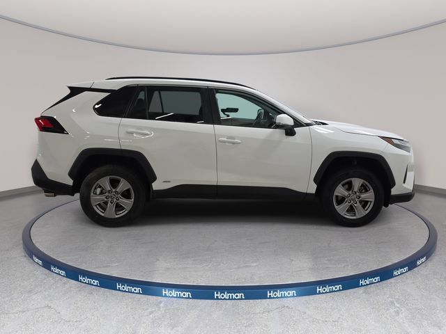 Certified 2025 Toyota RAV4 XLE AWD/4WD image 4