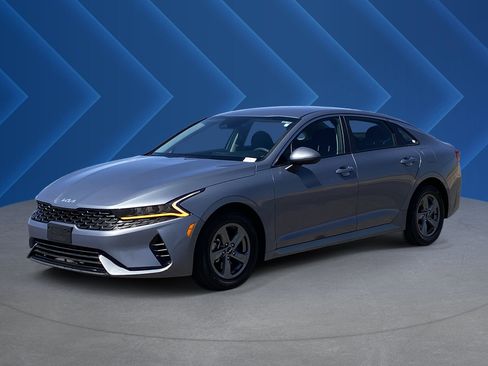 Used 2023 Kia K5 LXS FWD image 7