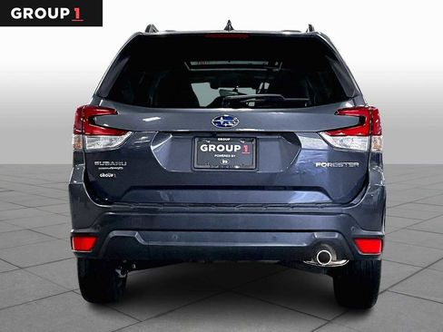 Used 2021 Subaru Forester Limited image 4