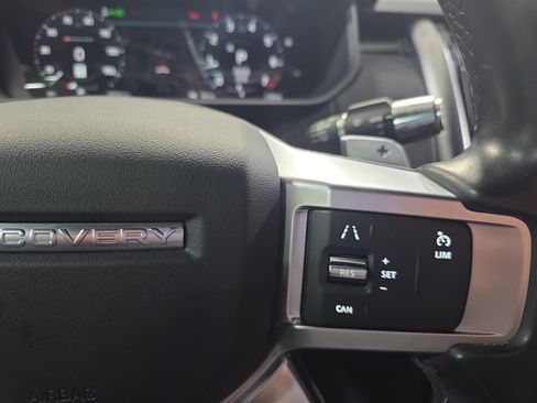Used 2022 Land Rover Discovery S R-Dynamic AWD/4WD image 18