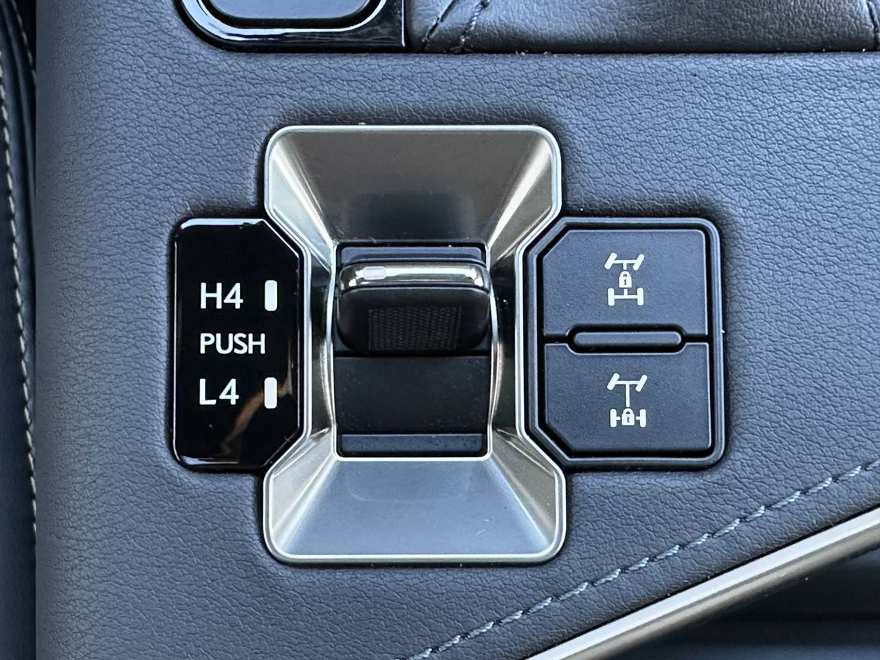 Used 2026 Lexus GX 550 AWD/4WD image 41