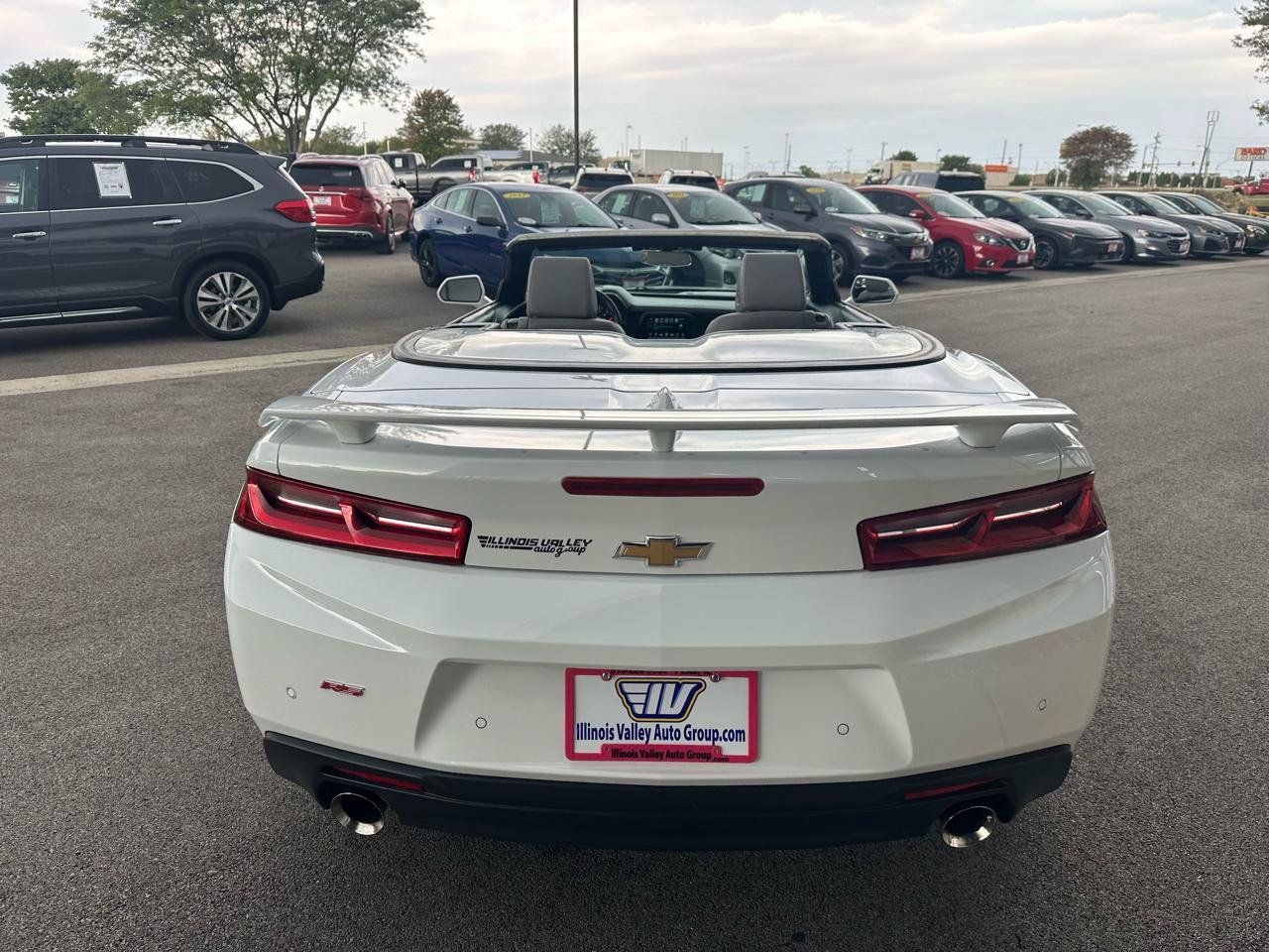 Used 2018 Chevrolet Camaro LT RWD image 6