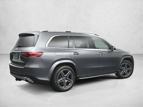 New 2026 Mercedes-Benz GLS 450 4MATIC image 2