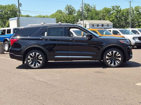 New 2026 Ford Explorer Platinum w/ LUX Leather Package AWD/4WD image 5