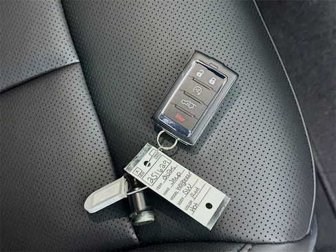 New 2025 Jeep Wagoneer S Launch Edition image 19