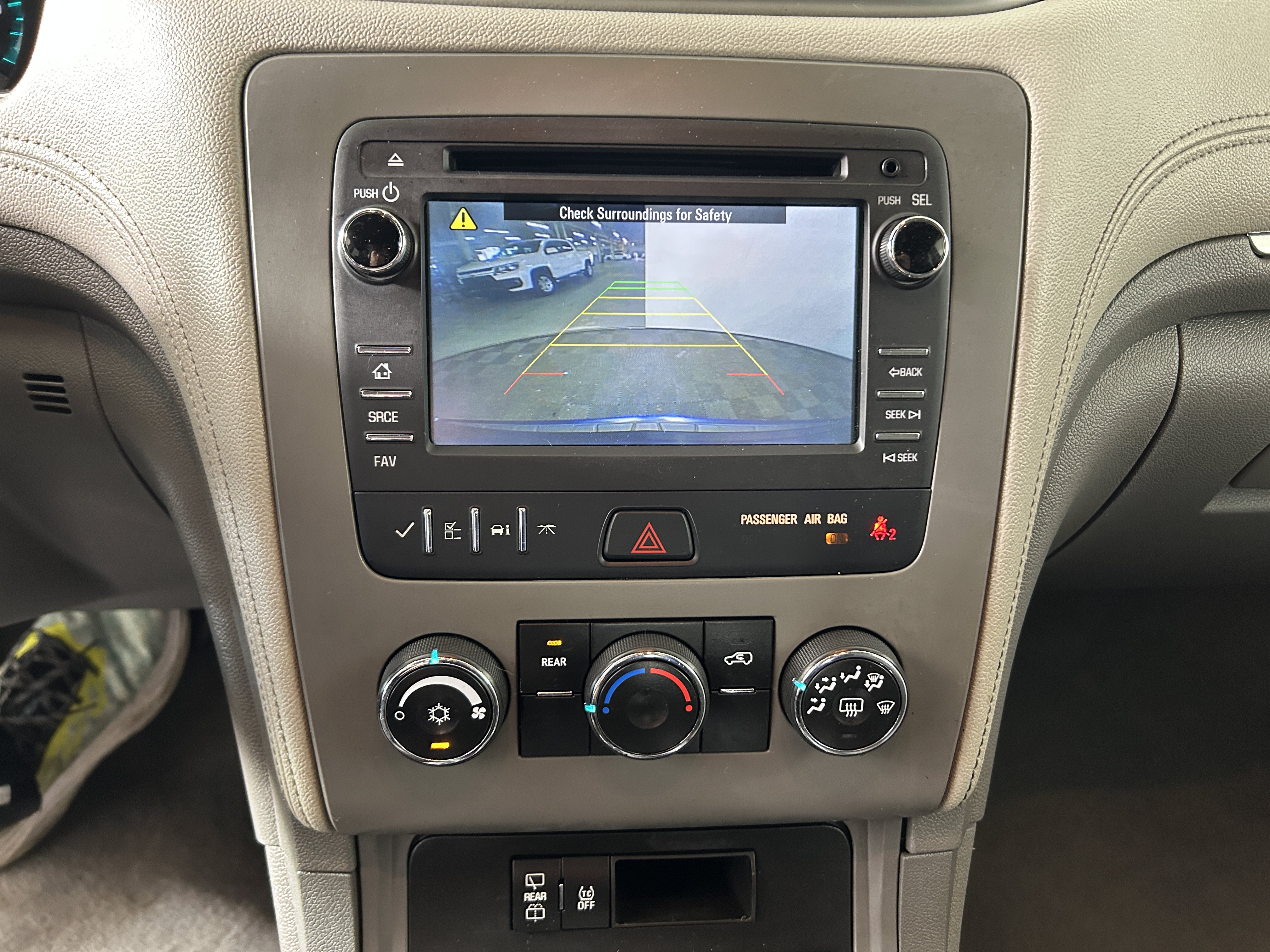 Used 2017 Chevrolet Traverse LS FWD image 21