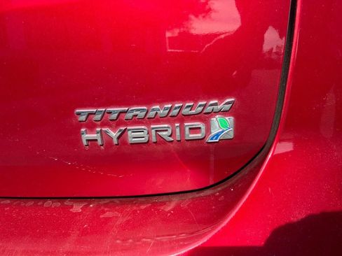 Used 2017 Ford C-MAX Titanium w/ Equipment Group 301A image 12