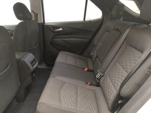 Used 2019 Chevrolet Equinox LT image 18
