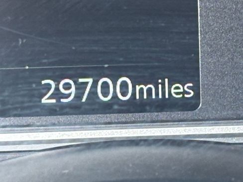 Used 2025 Nissan Versa SV image 38