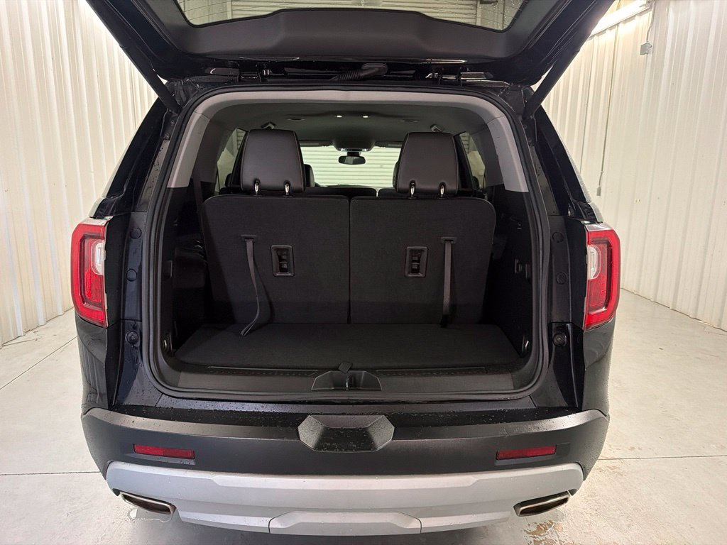 Used 2023 GMC Acadia SLT FWD image 18