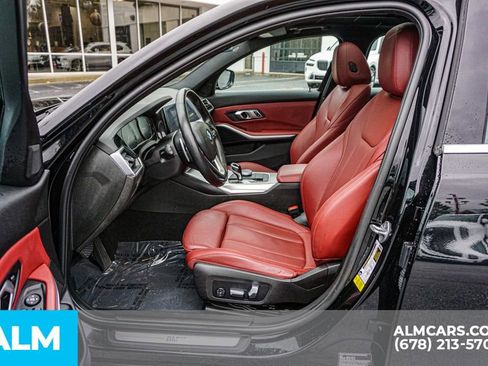 Used 2022 BMW 330i Sedan w/ Driving Assistance Package image 19