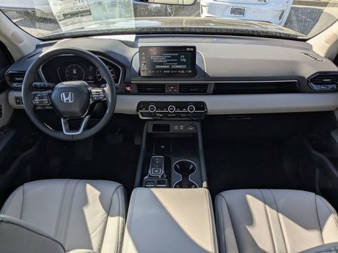New 2025 Honda Pilot EX-L image 15