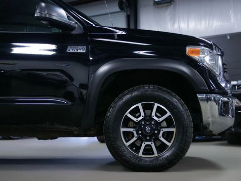 Used 2015 Toyota Tundra SR5 w/ TRD Off Road Package image 10