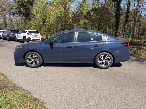 Used 2025 Subaru Legacy Premium image 19