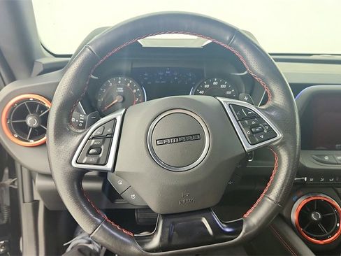Certified 2021 Chevrolet Camaro LT image 17