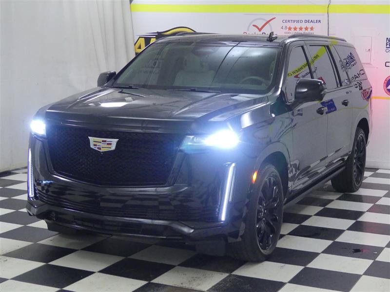 Used 2022 Cadillac Escalade ESV Premium Luxury Platinum w/ Heavy-Duty Trailer Package AWD/4WD image 5