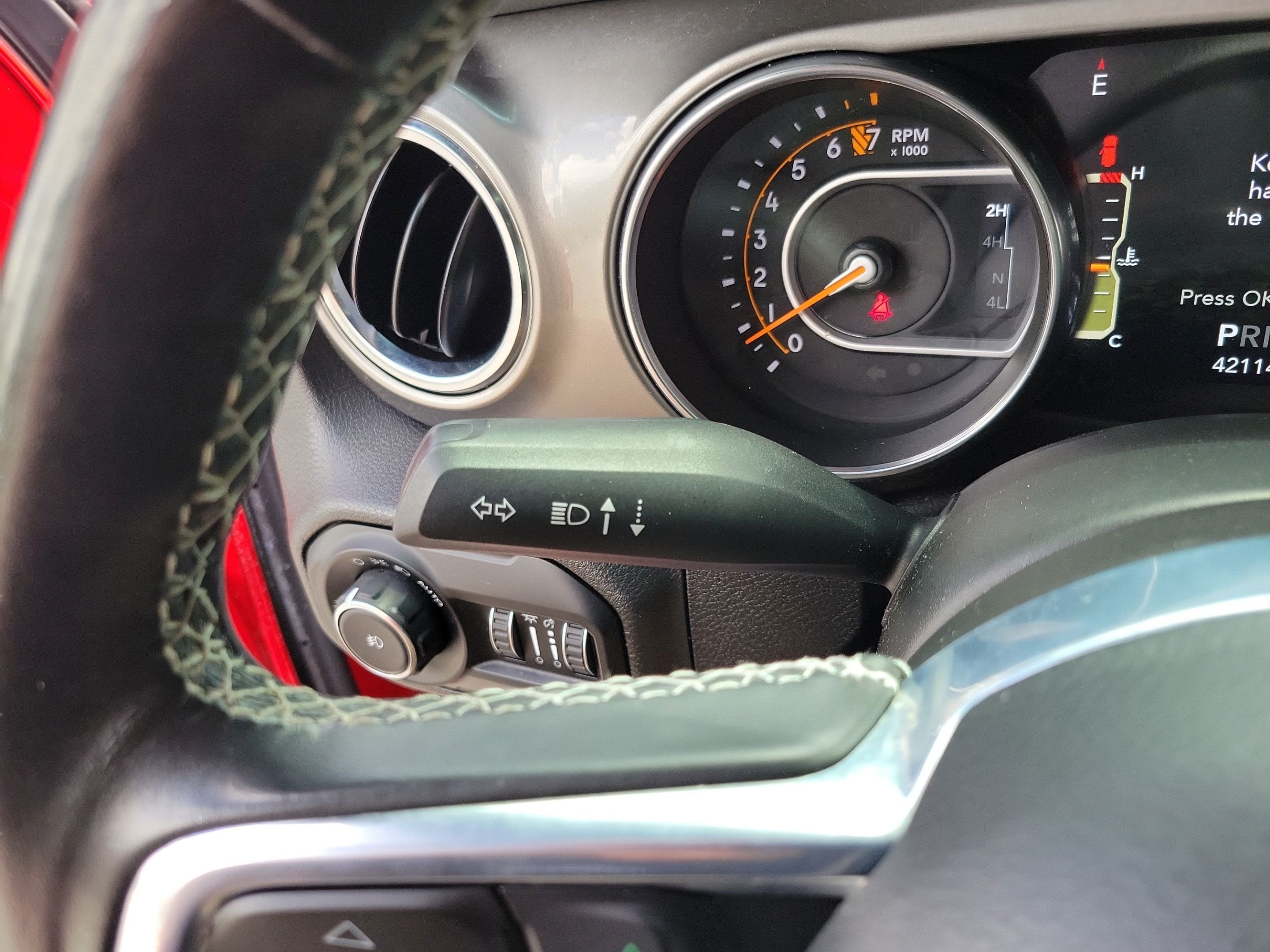 Used 2022 Jeep Wrangler Unlimited Sahara w/ Cold Weather Group AWD/4WD image 21