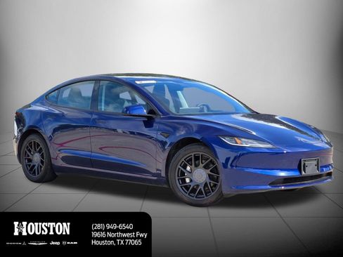 Used 2024 Tesla Model 3 Long Range RWD image 3