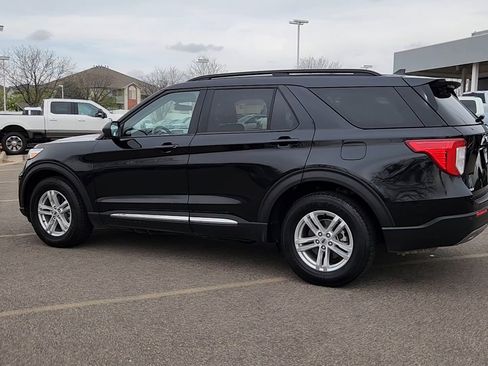 Used 2024 Ford Explorer XLT w/ Equipment Group 202A image 19